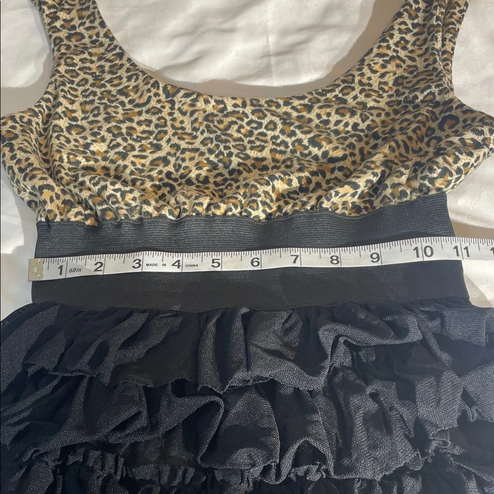 Freeway Leopard Print Ruffle Mini Dress with elastic band waist. Size SMALL - Picture 5 of 10